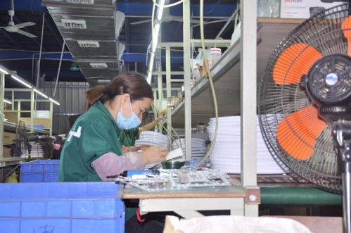 照明委在行動丨走訪90年代燈飾廠家 新國電器廠，探尋燈具時光的匠心傳承