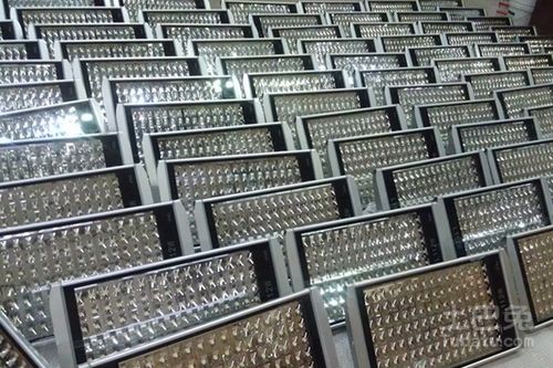 天津太陽能路燈公司推薦與產品選用指南